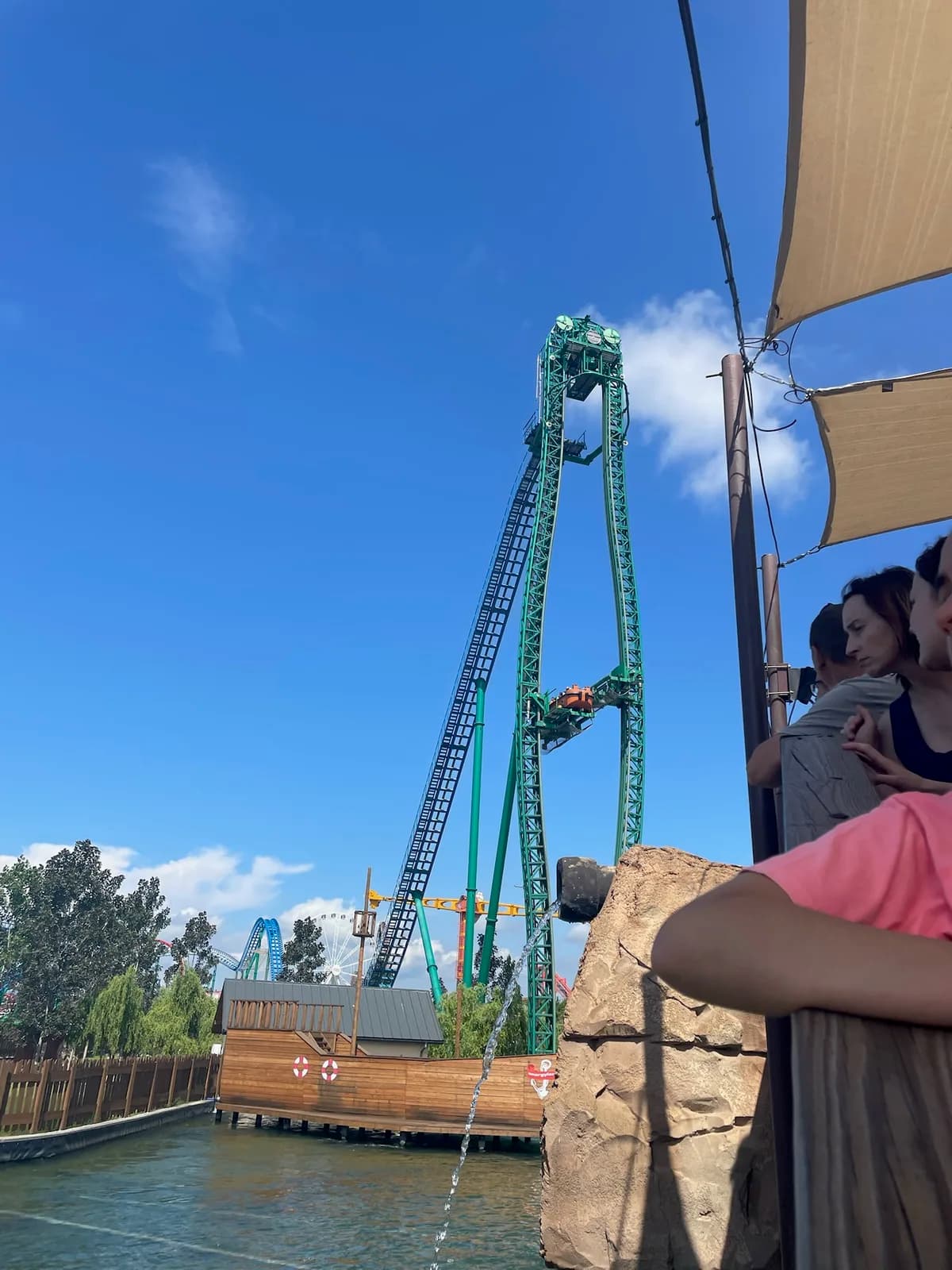 Strutture e scenografie del parco Energylandia